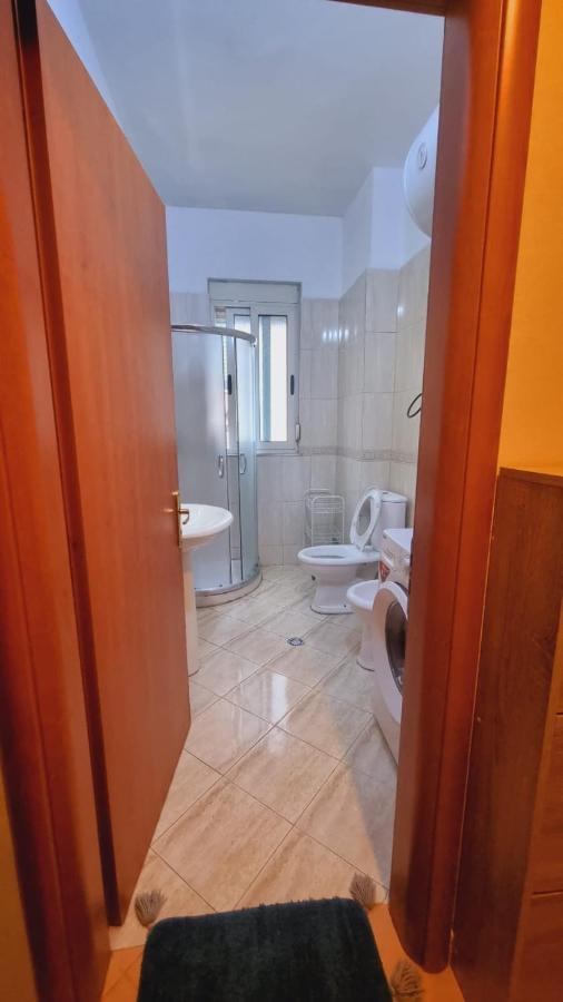 Ferienwohnung Liqeni Thate, Tirane Exterior foto